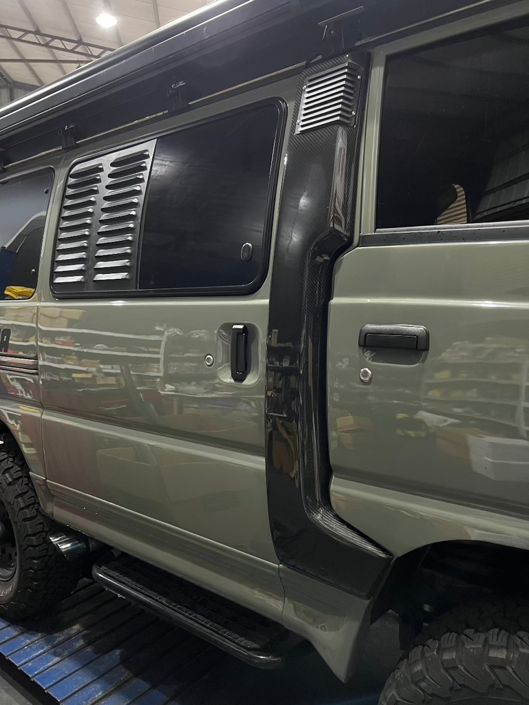 Carbon air intake snorkel for Delica L300