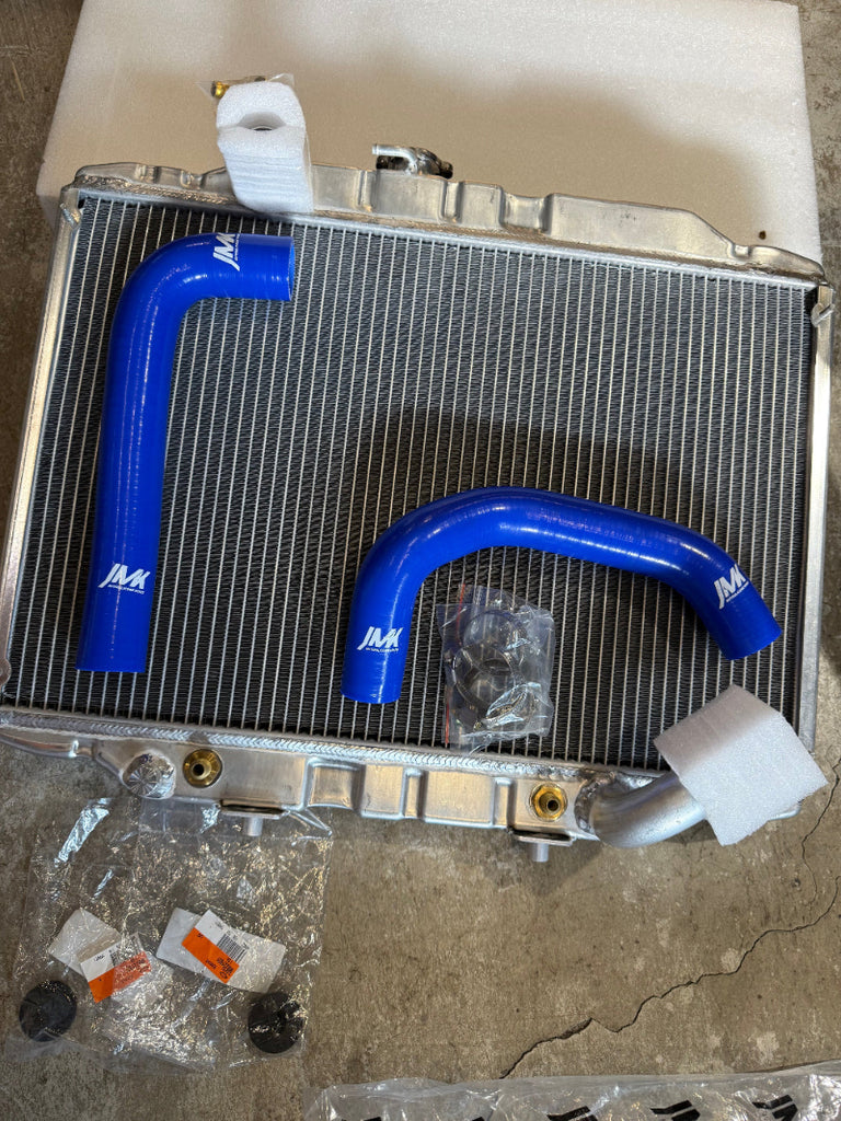 Delica L300 Silicone radiator hoses (upper & lower)