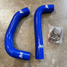 Load image into Gallery viewer, Delica L300 Silicone radiator hoses (upper &amp; lower)