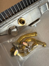 Load image into Gallery viewer, Aluminum enlarged radiator for Delica L300
