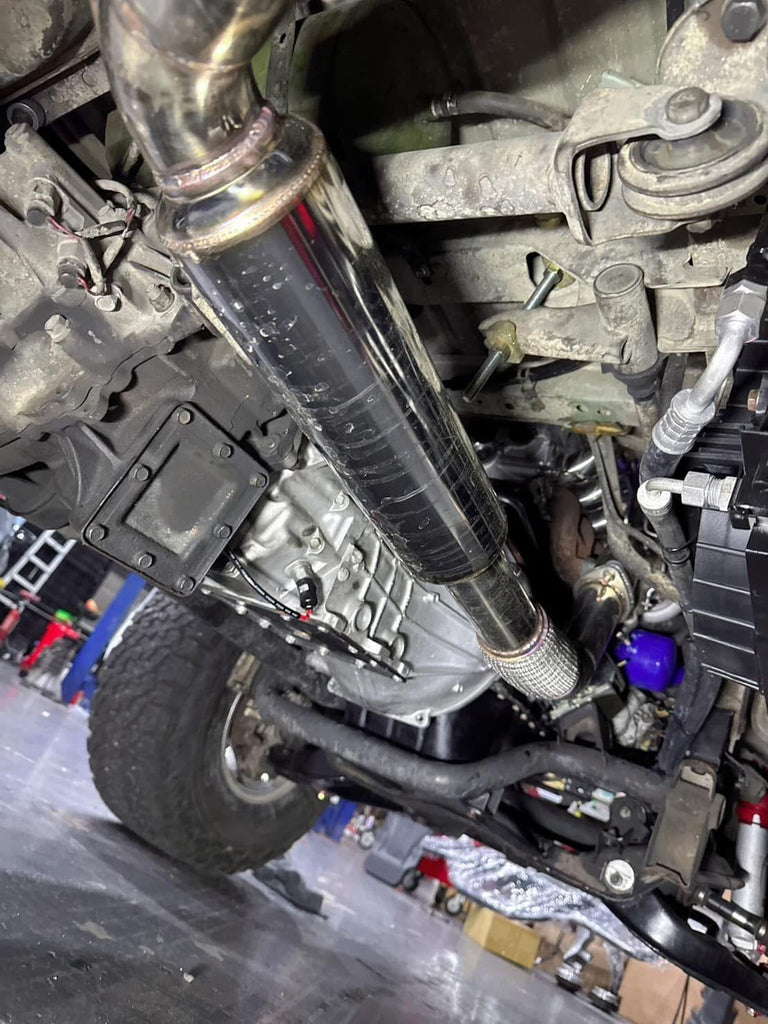 Side exit stainless steel exhaust for Delica L300