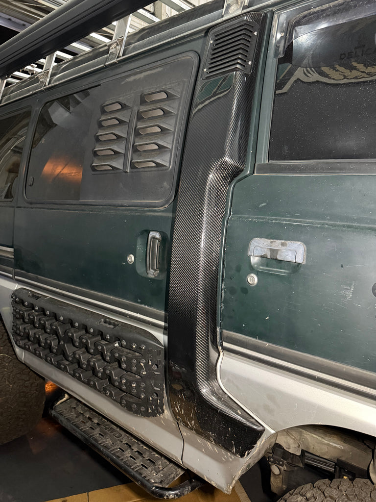 Carbon air intake snorkel for Delica L300