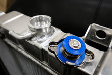 Load image into Gallery viewer, Aluminum enlarged radiator for Delica L300