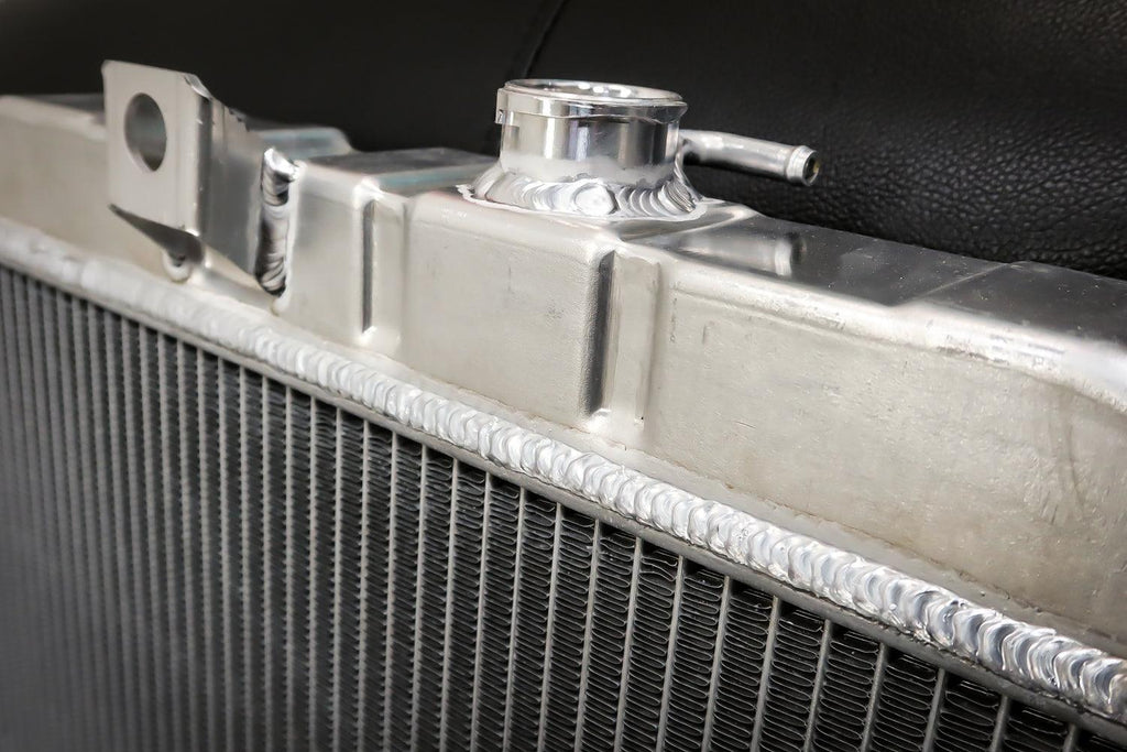 Aluminum enlarged radiator for Delica L300