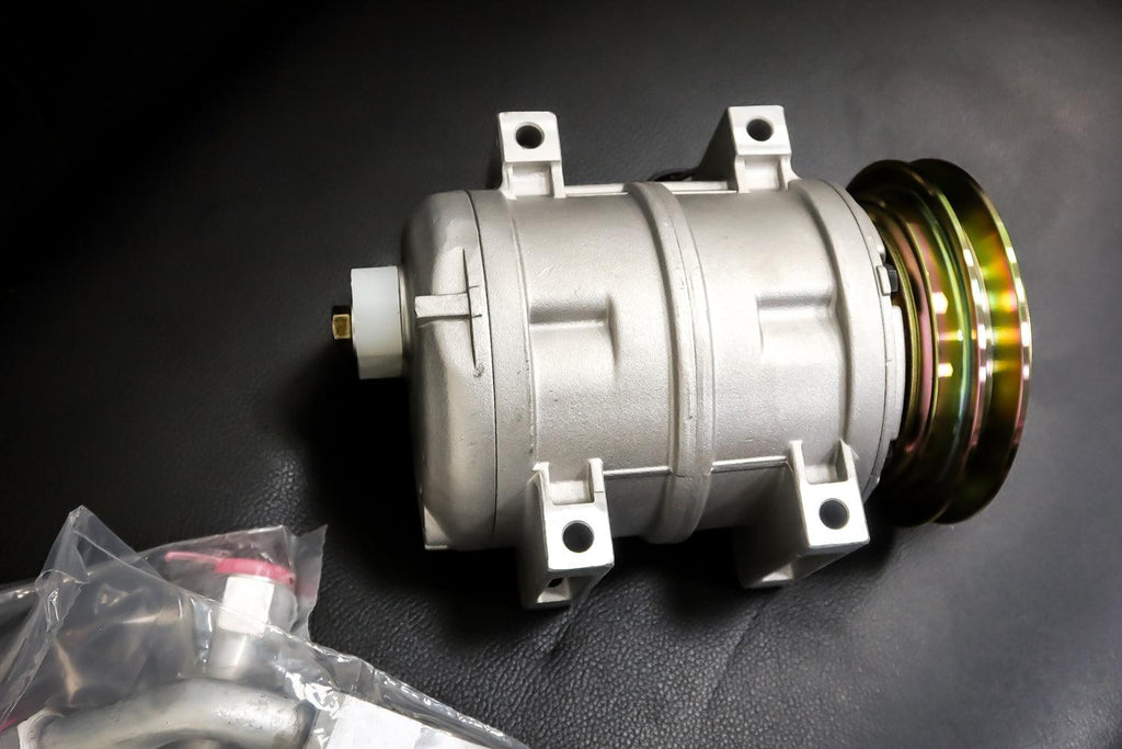 Delica L300 Kiki air conditioner compressor