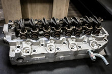 Load image into Gallery viewer, Delica L300 Engine cylinder head