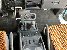 Load image into Gallery viewer, 1303 Central console box for Delica L300